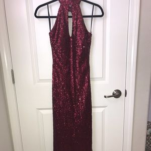 Maroon prom dress/evening gown